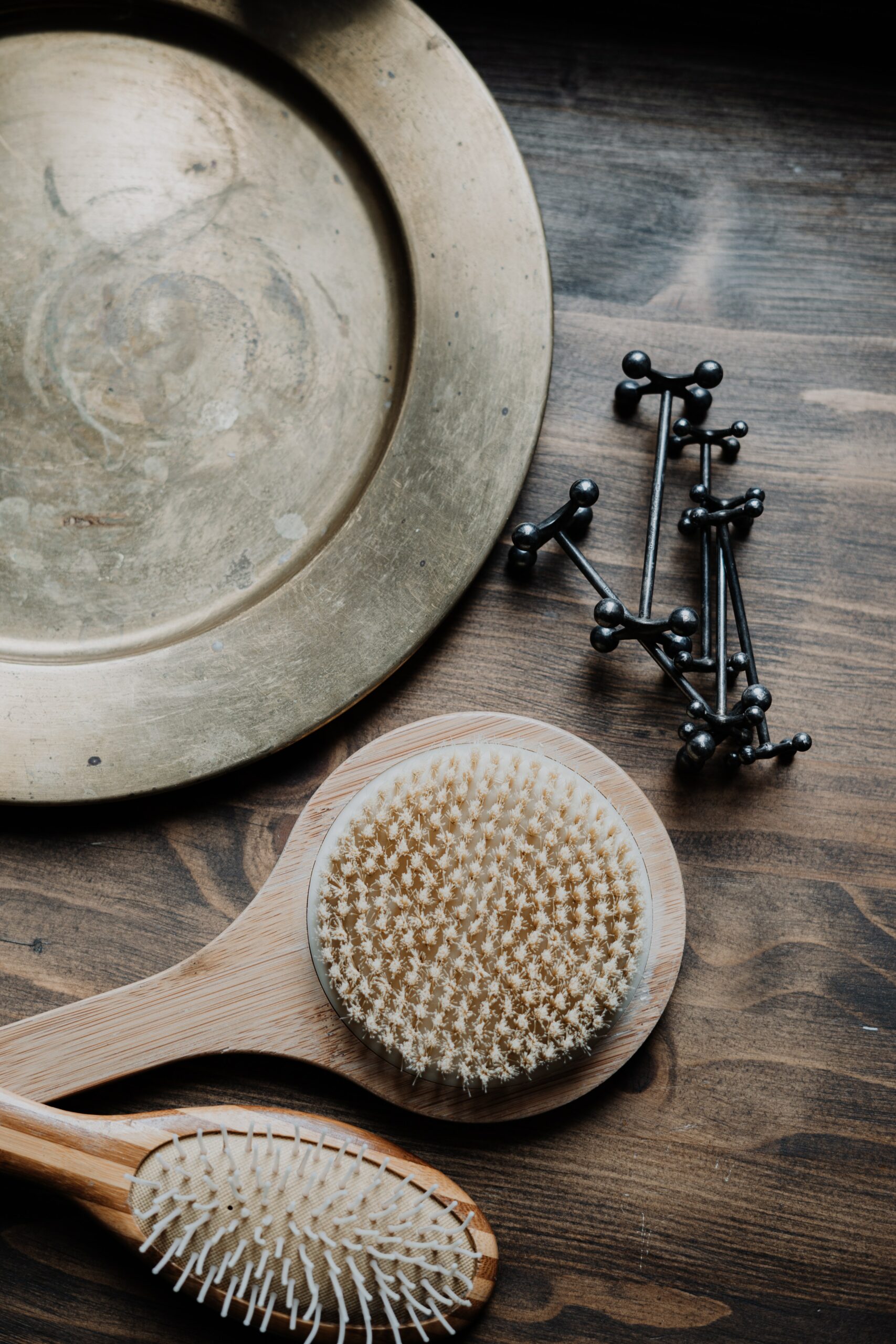 Comment nettoyer une brosse à cheveux à picots ?